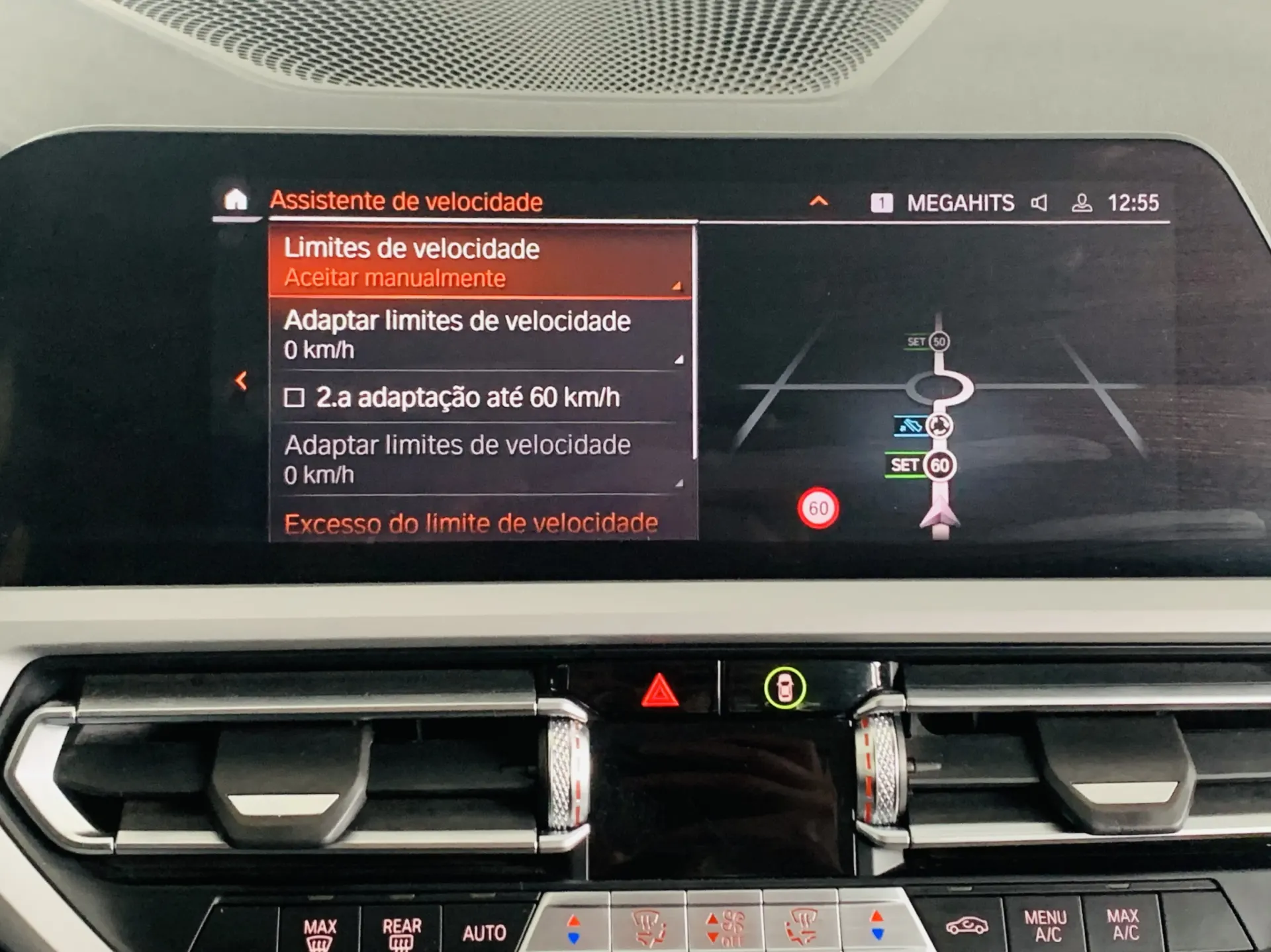 BMW 318 d Touring Auto 26