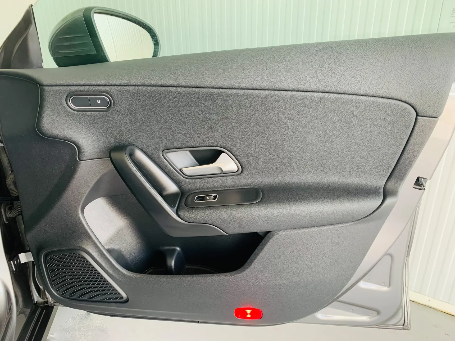 Mercedes-Benz CLA 180 7G-DCT Progressive 42