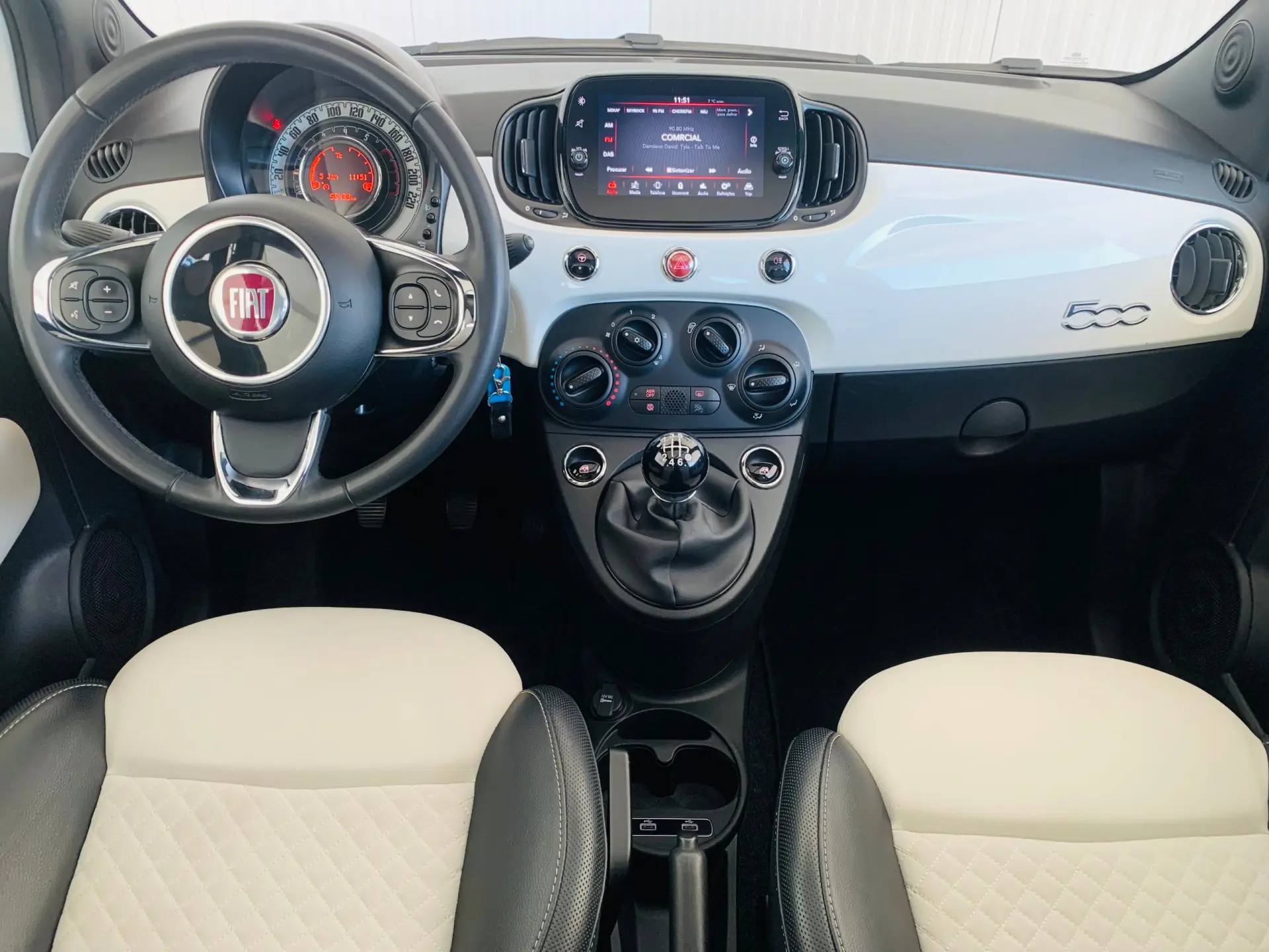 Fiat 500 1.0 Hybrid Dolcevita 27