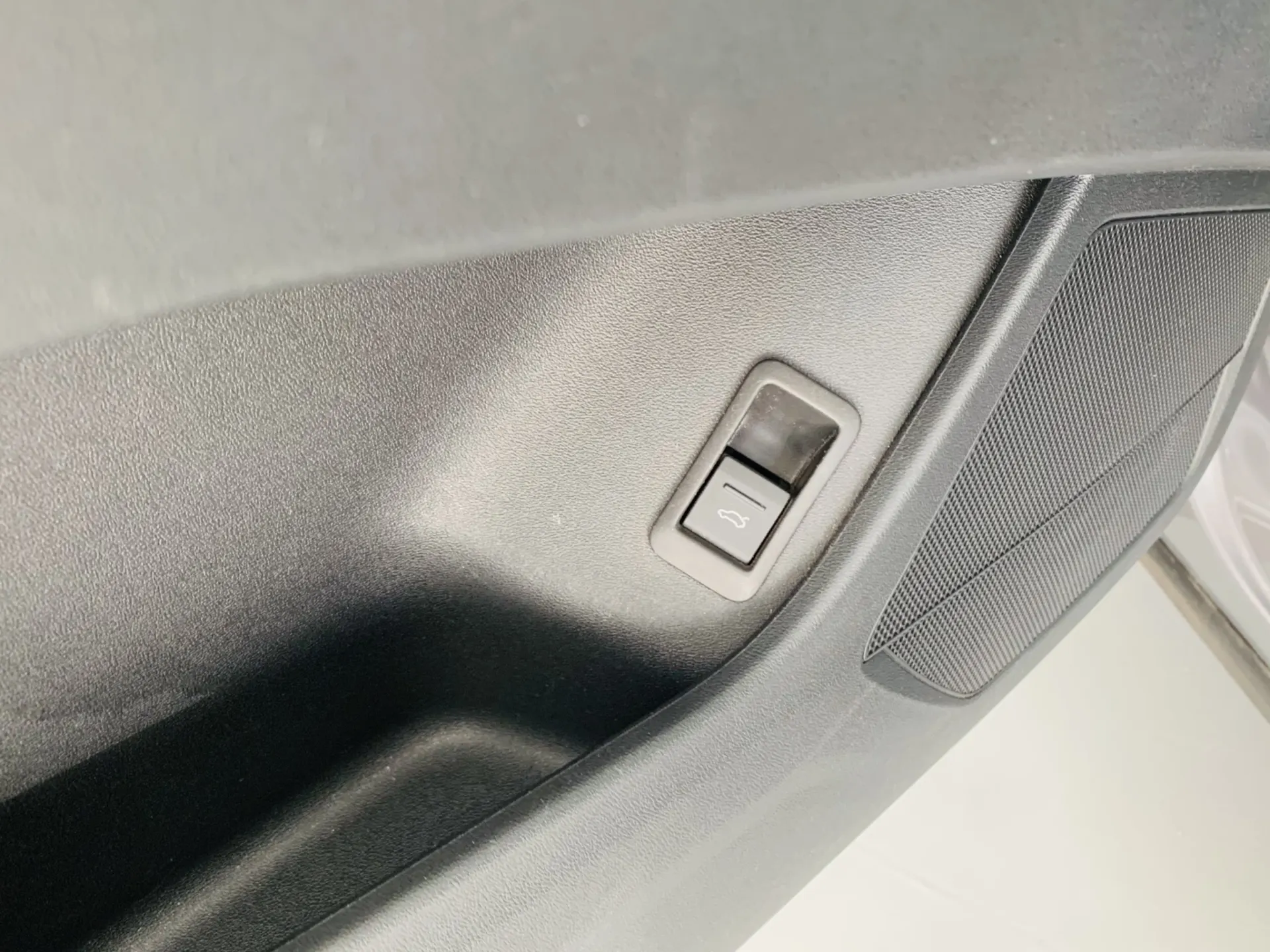 Audi Q4 Sportback e-tron 35 8