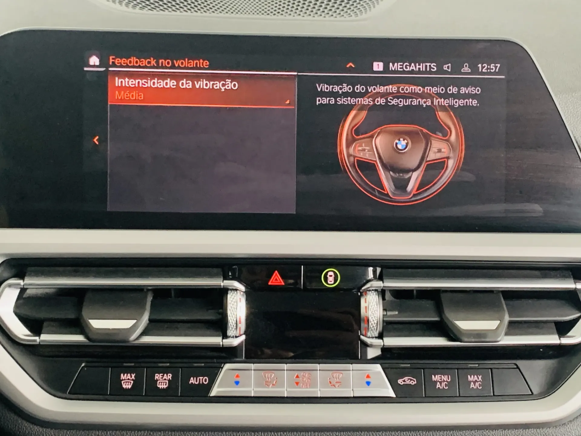 BMW 318 d Touring Auto 28