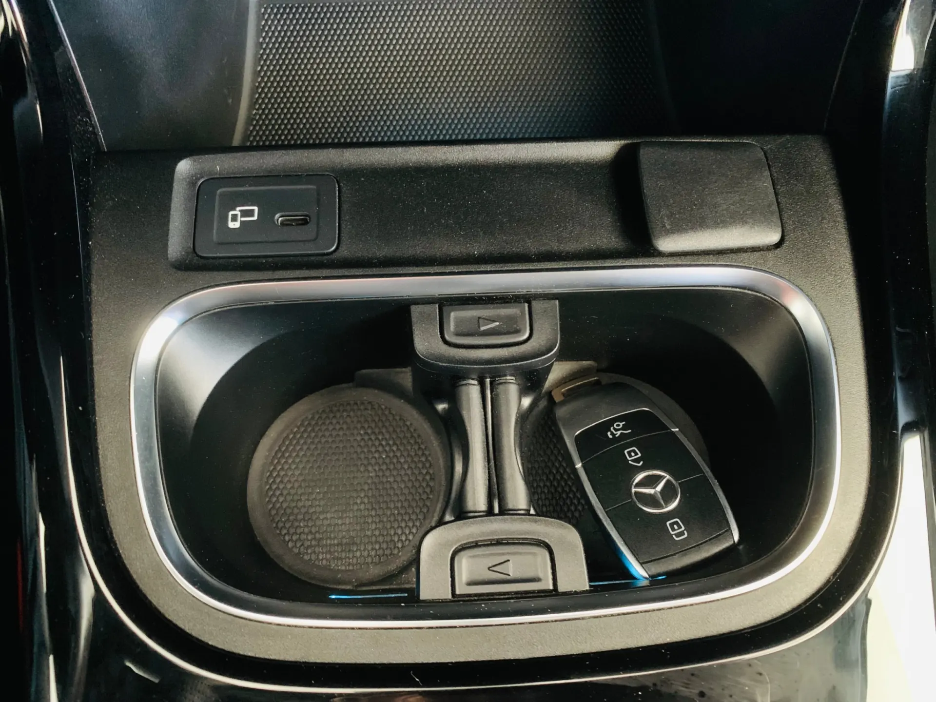 Mercedes-Benz A 180 Limousine d AMG Line 33