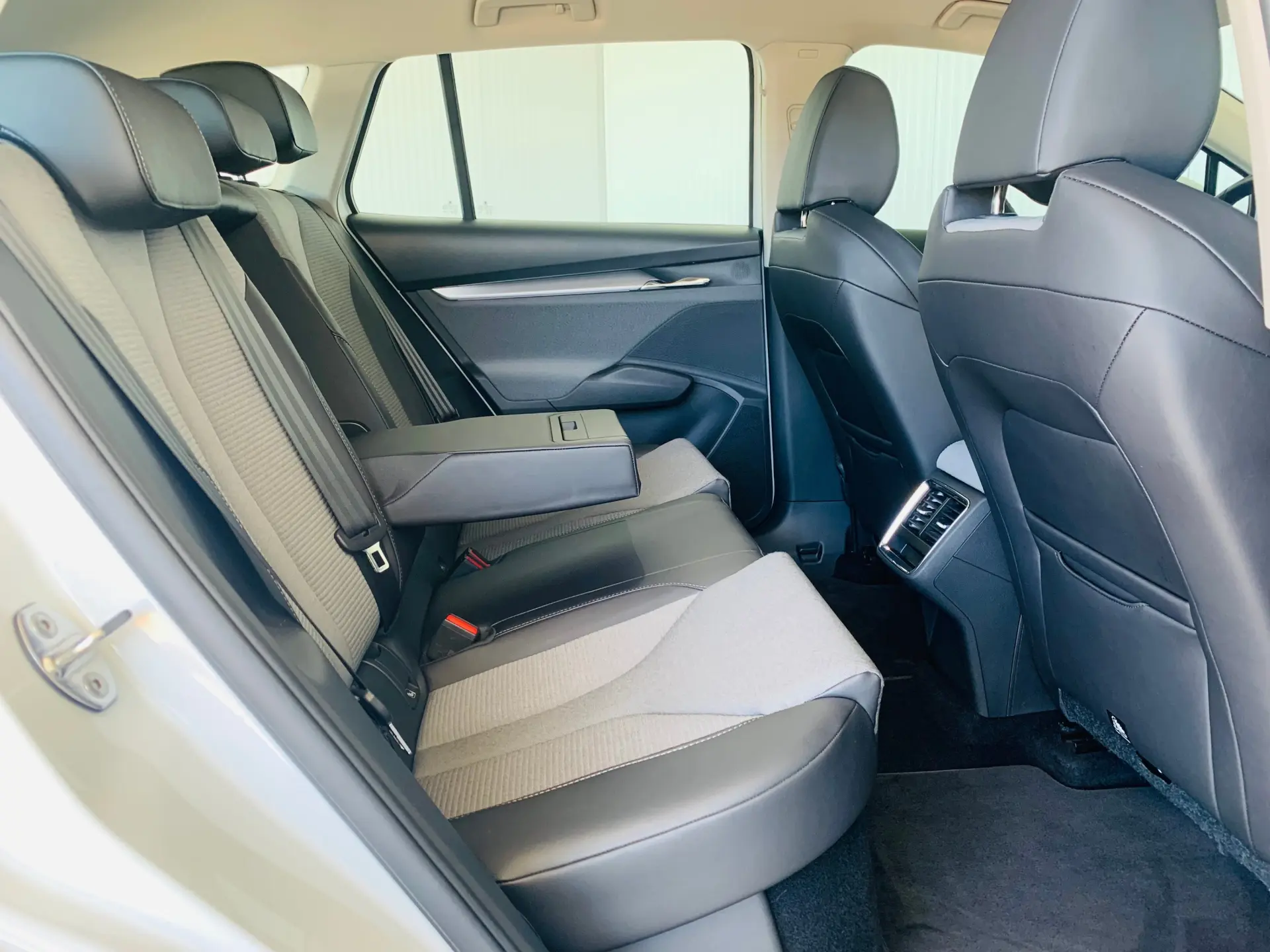 Skoda Enyaq iV 60 56