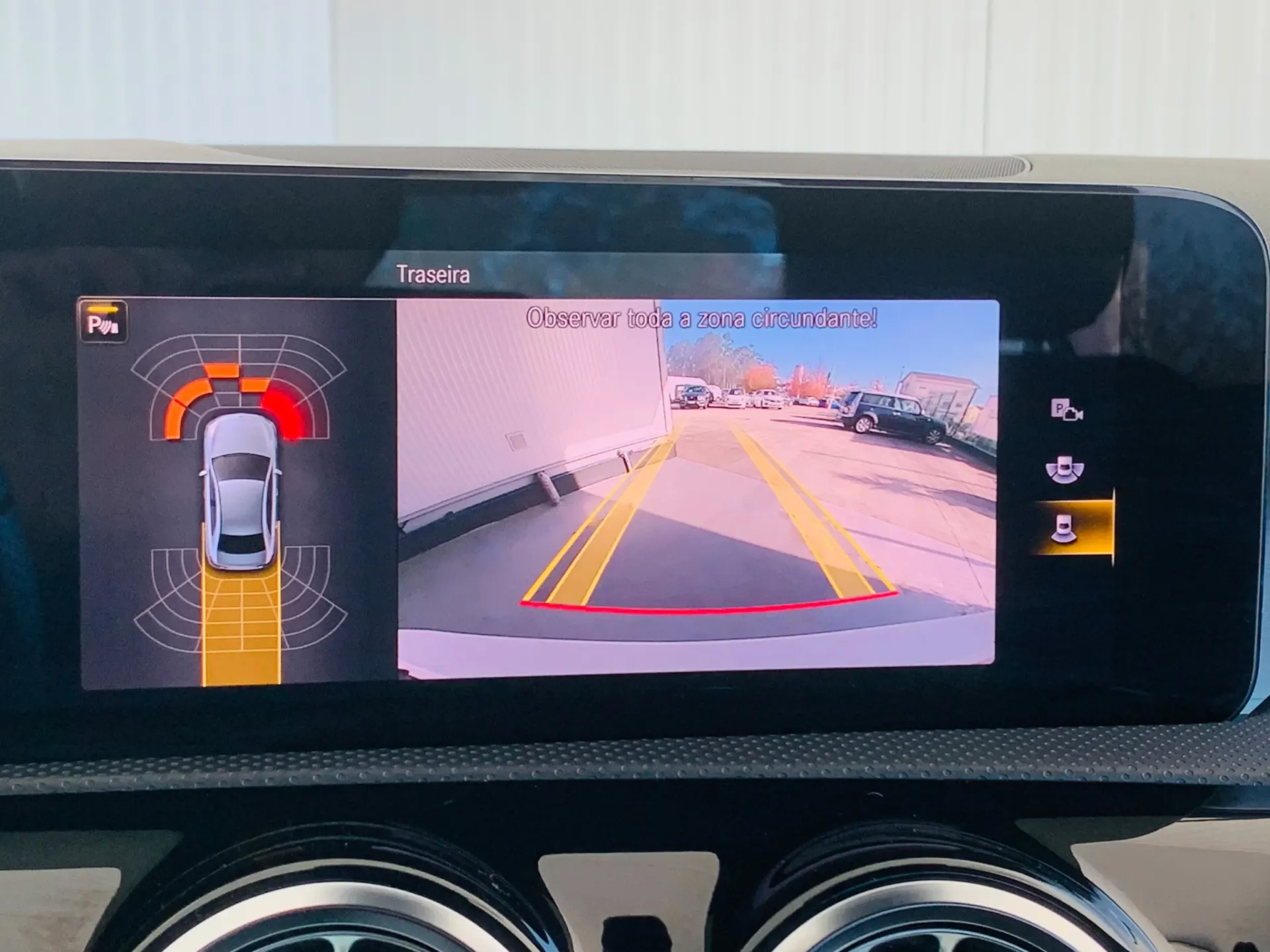 Mercedes-Benz A 180 Limousine d AMG Line 19