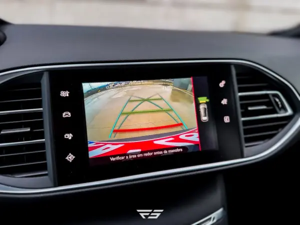 Peugeot 308 1.6 e-THP GTi 37