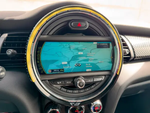 MINI 3 Portas John Cooper Works Auto Desportiva 28