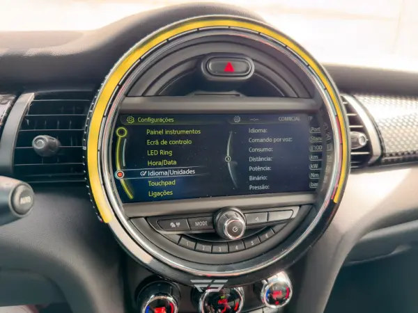 MINI 3 Portas John Cooper Works Auto Desportiva 27