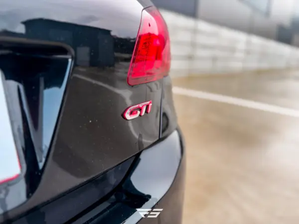 Peugeot 308 1.6 e-THP GTi 11