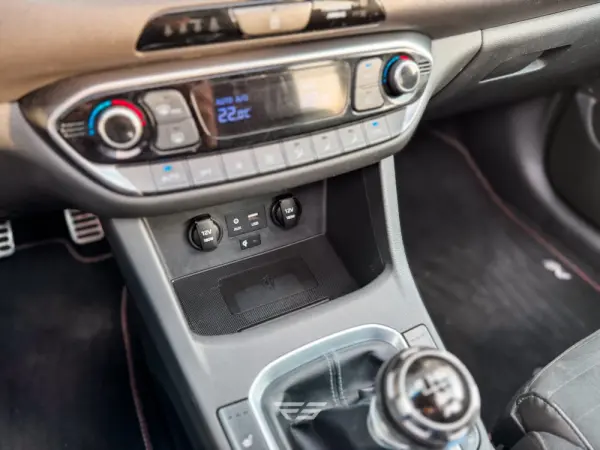 Hyundai i30 N 2.0 T-GDi Pack Performance 33