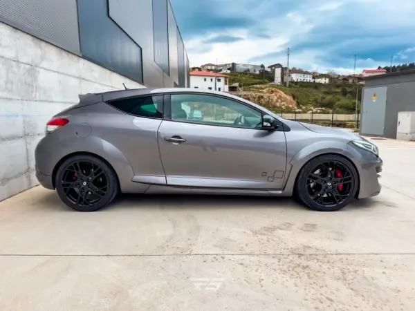 Renault Mégane Coupe 2.0 T RS 7