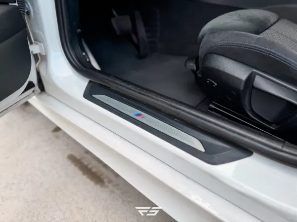 BMW 116 d Pack M Shadow Auto 27