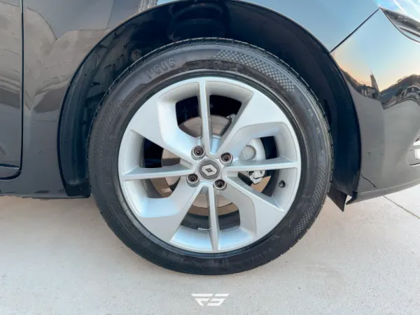 Renault Clio 0.9 TCE Limited 6