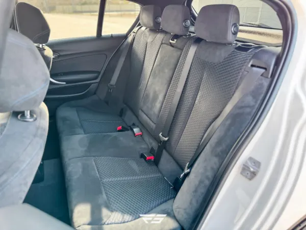 BMW 118 d Pack M Auto 15