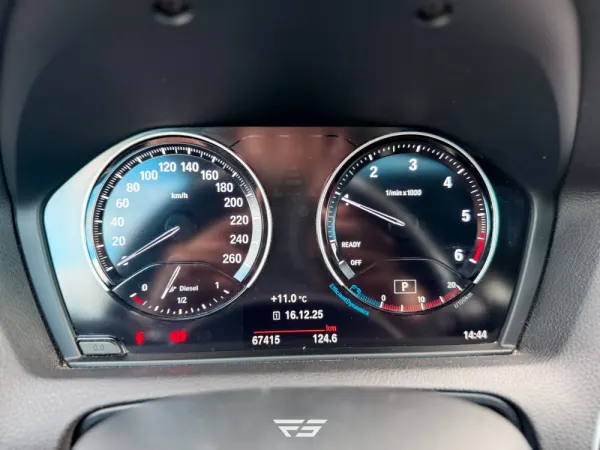 BMW 116 d Pack M Shadow Auto 29