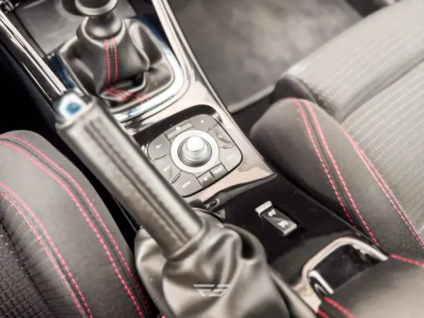 Renault Mégane Coupe 2.0 T RS 29