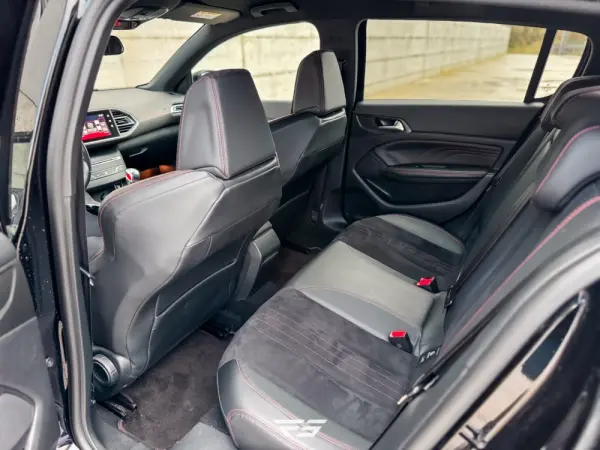 Peugeot 308 1.6 e-THP GTi 14