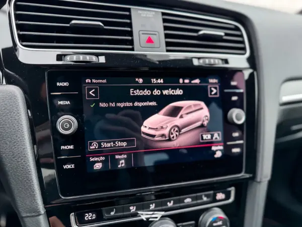 Volkswagen Golf 2.0 TSI GTi TCR DSG 41