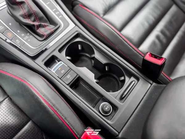 Volkswagen Golf 2.0 TSI GTi TCR DSG 36