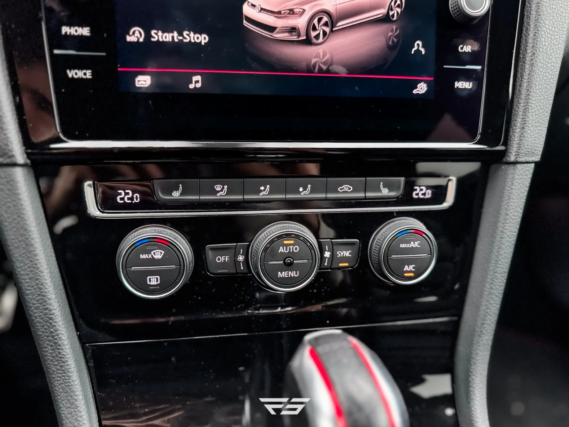 Volkswagen Golf 2.0 TSI GTi TCR DSG 34