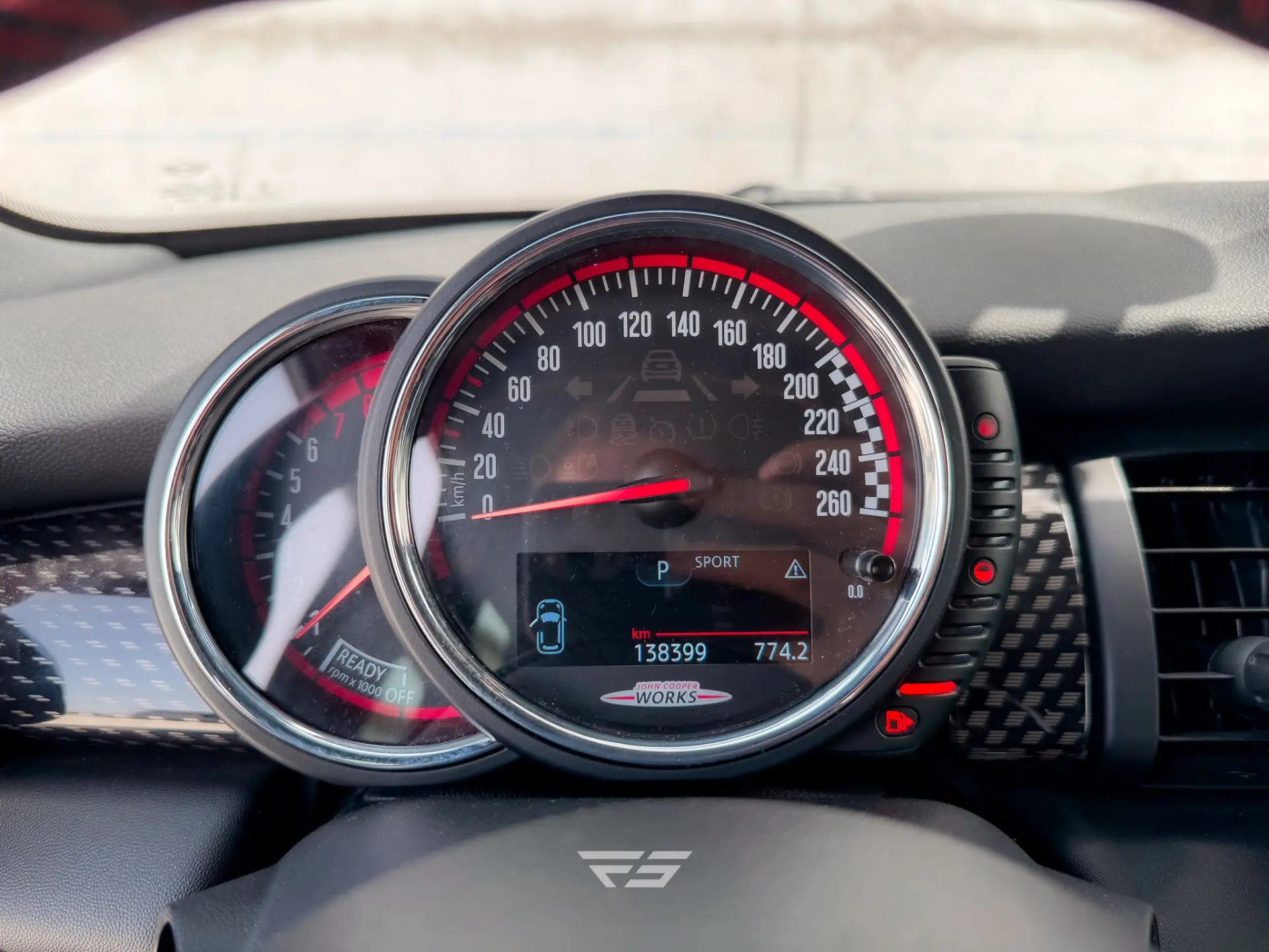 MINI 3 Portas John Cooper Works Auto Desportiva 22