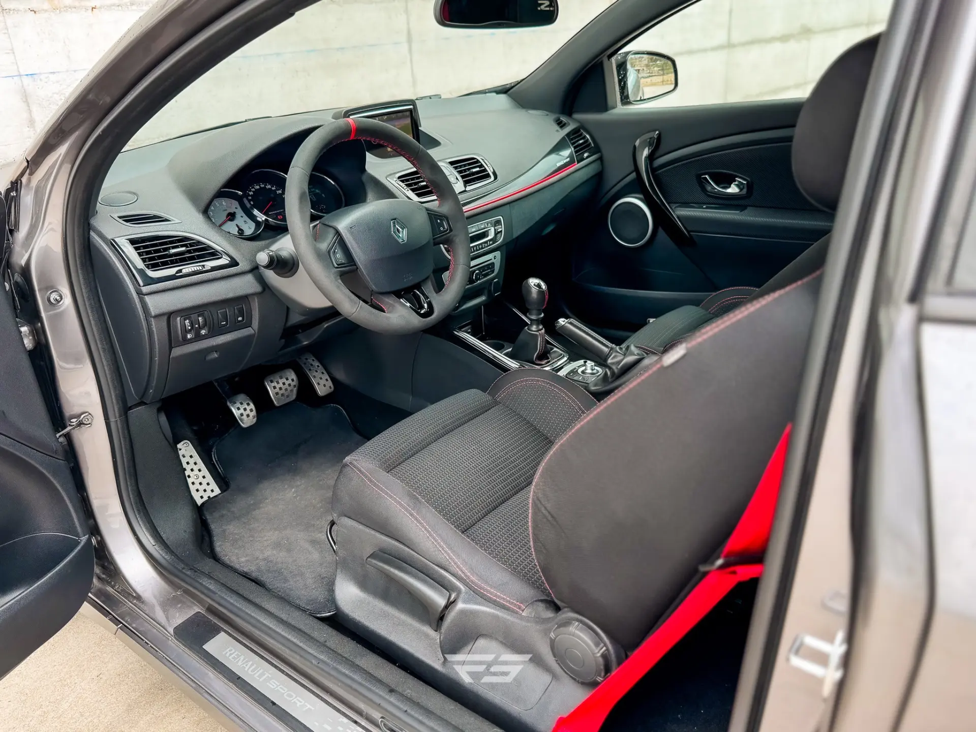 Renault Mégane Coupe 2.0 T RS 16