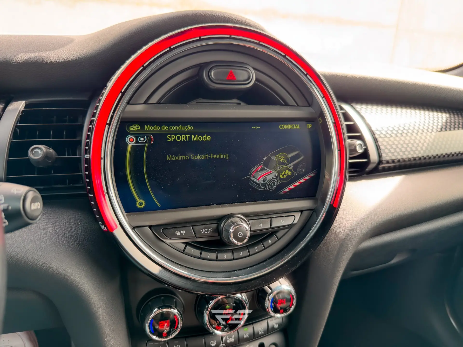 MINI 3 Portas John Cooper Works Auto Desportiva 36