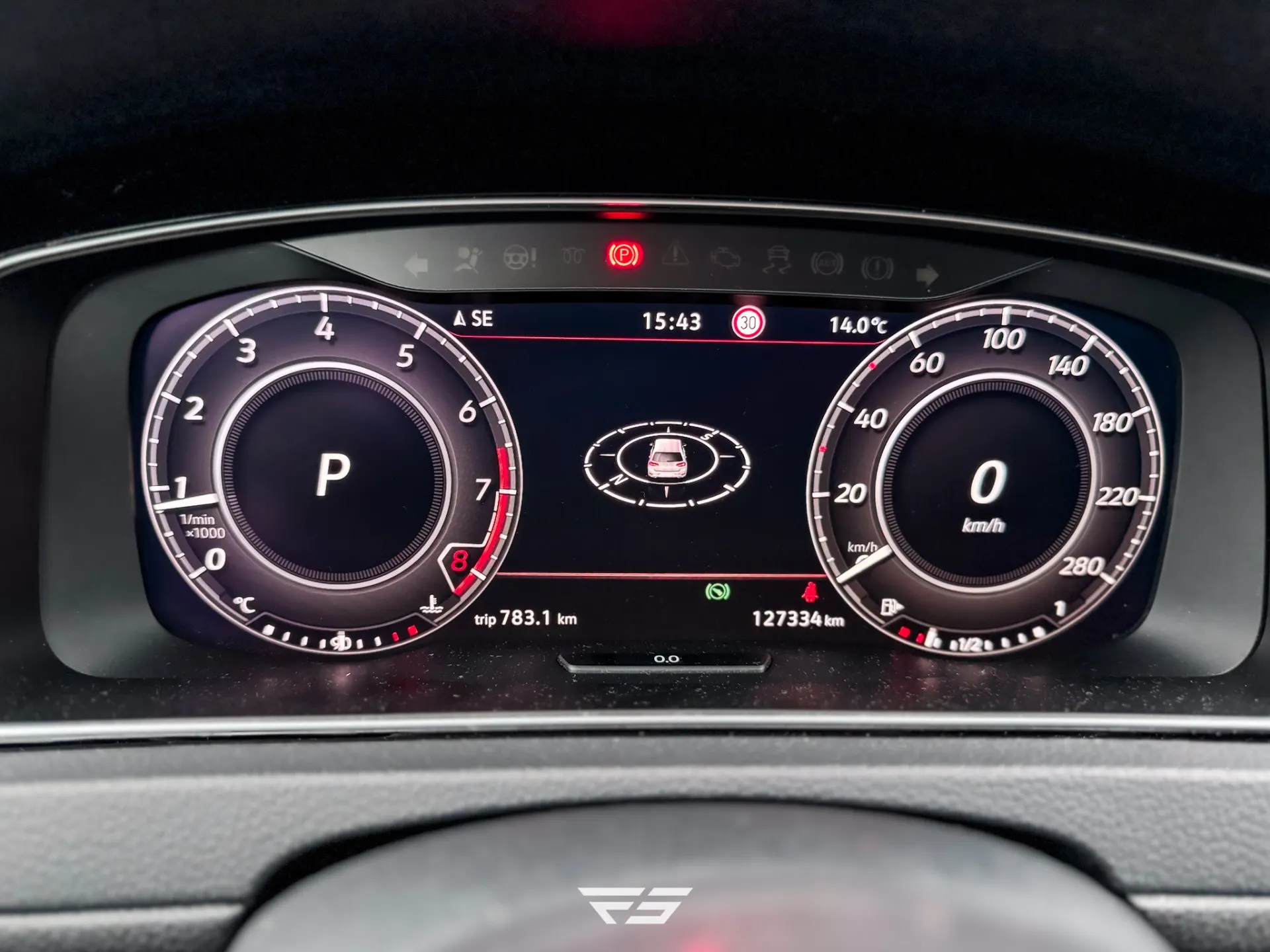 Volkswagen Golf 2.0 TSI GTi TCR DSG 32