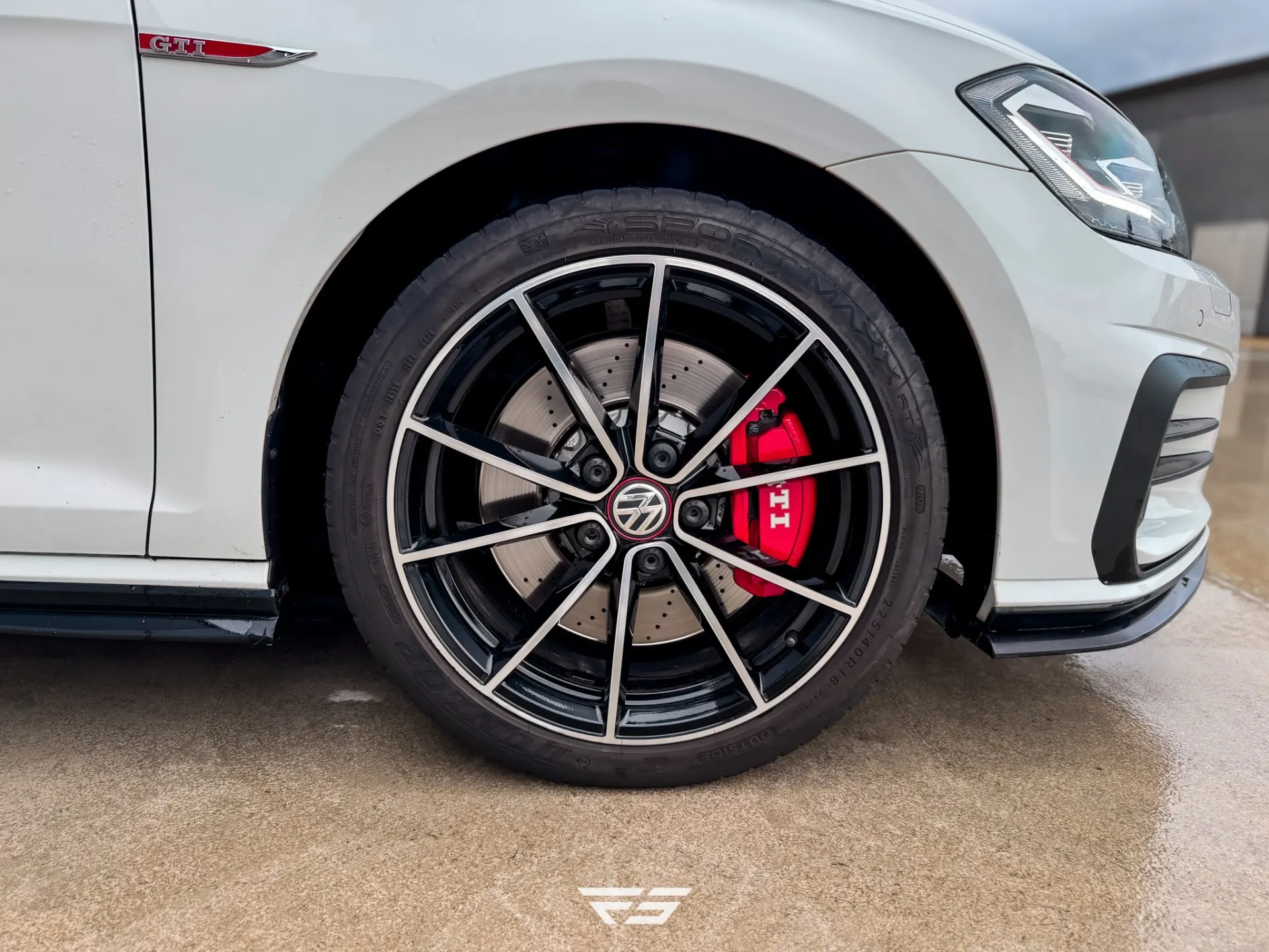 Volkswagen Golf 2.0 TSI GTi TCR DSG 7