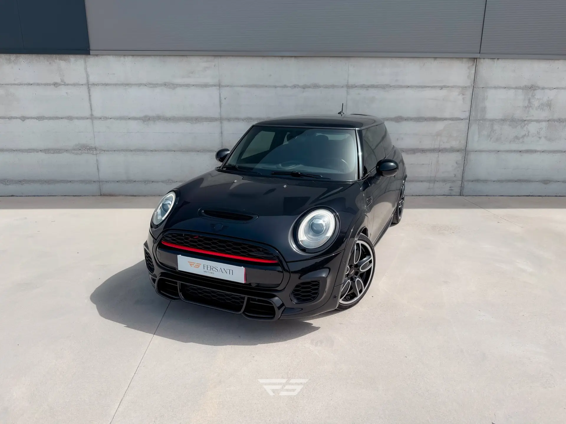 MINI 3 Portas John Cooper Works Auto Desportiva 2