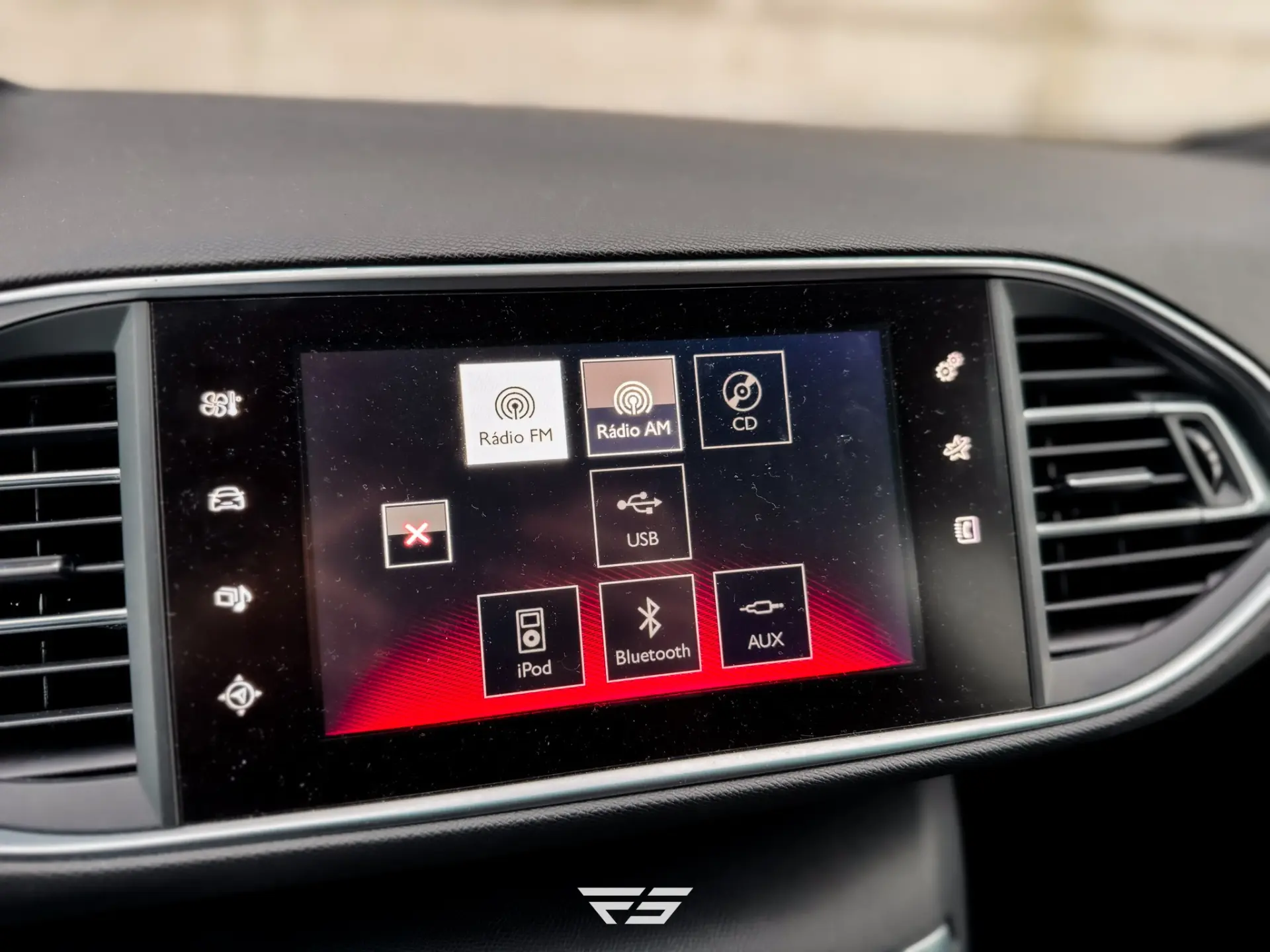 Peugeot 308 1.6 e-THP GTi 38