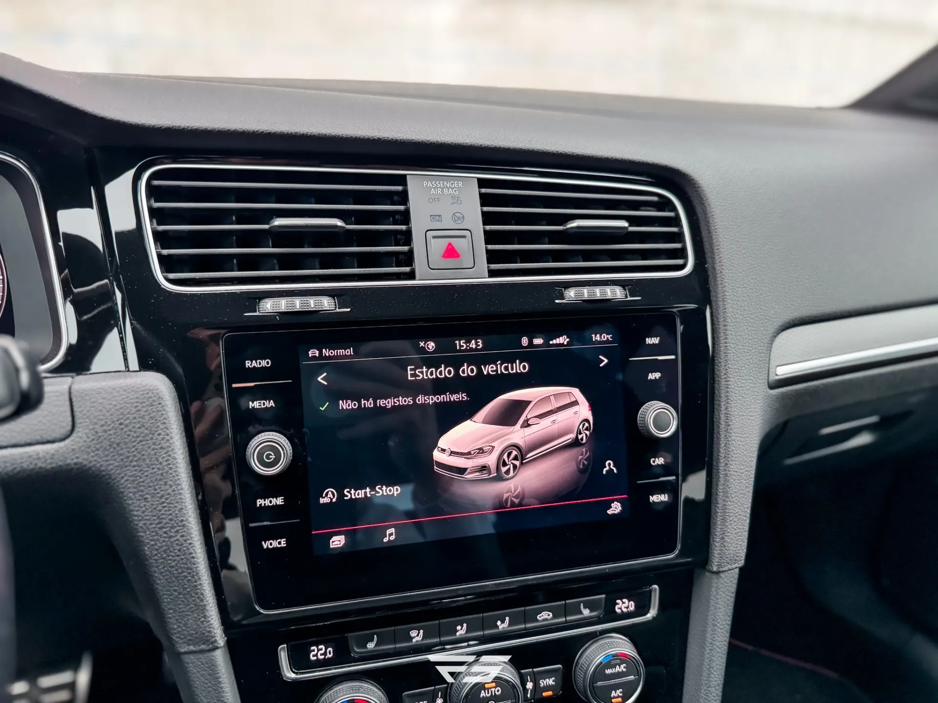 Volkswagen Golf 2.0 TSI GTi TCR DSG 33