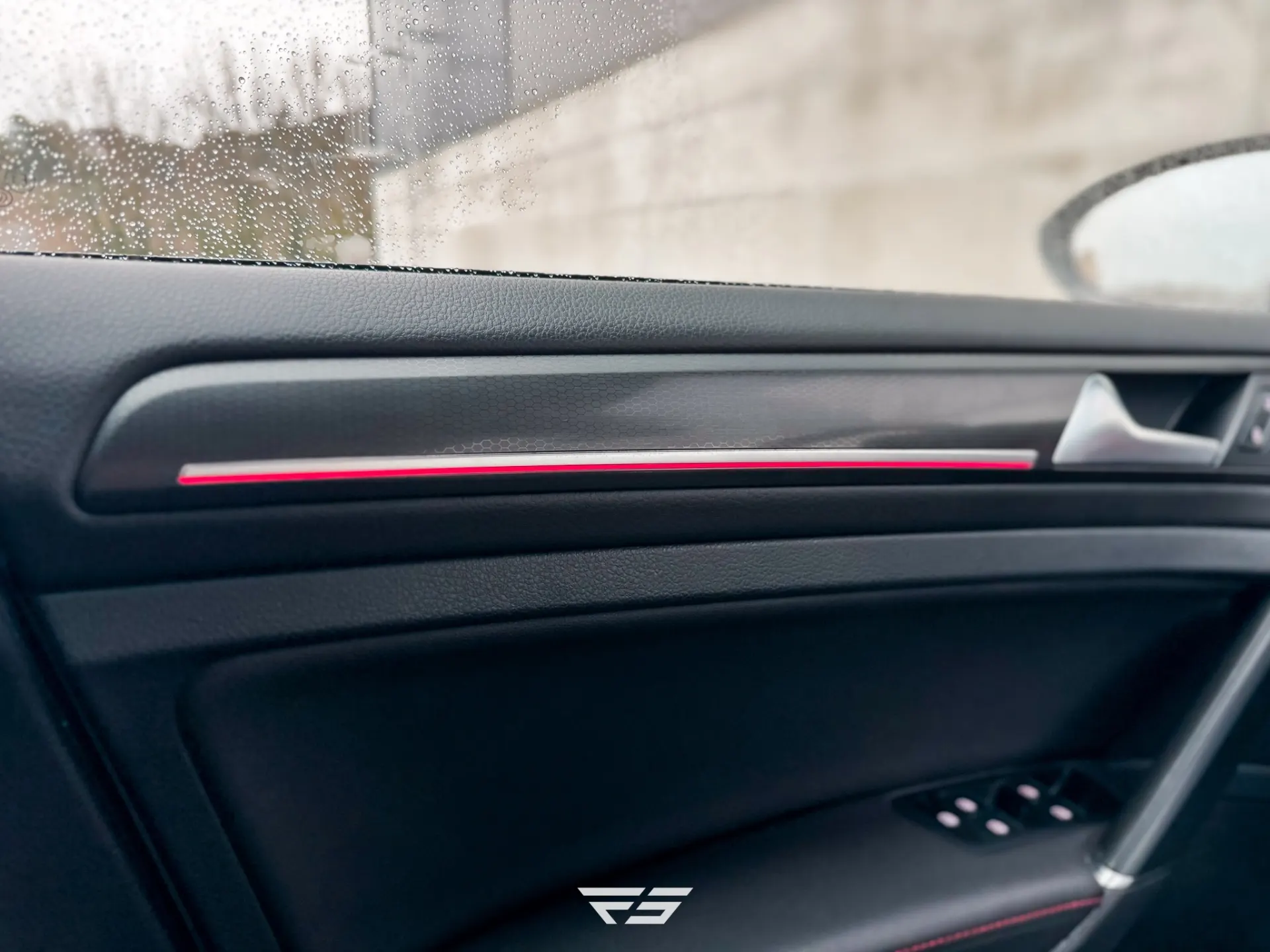 Volkswagen Golf 2.0 TSI GTi TCR DSG 28