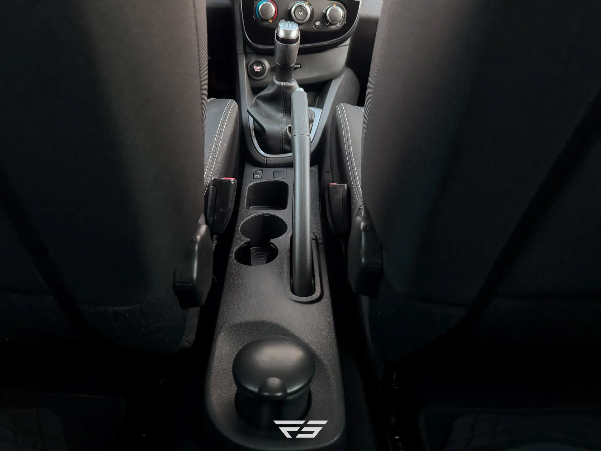 Renault Clio 0.9 TCE Limited 23