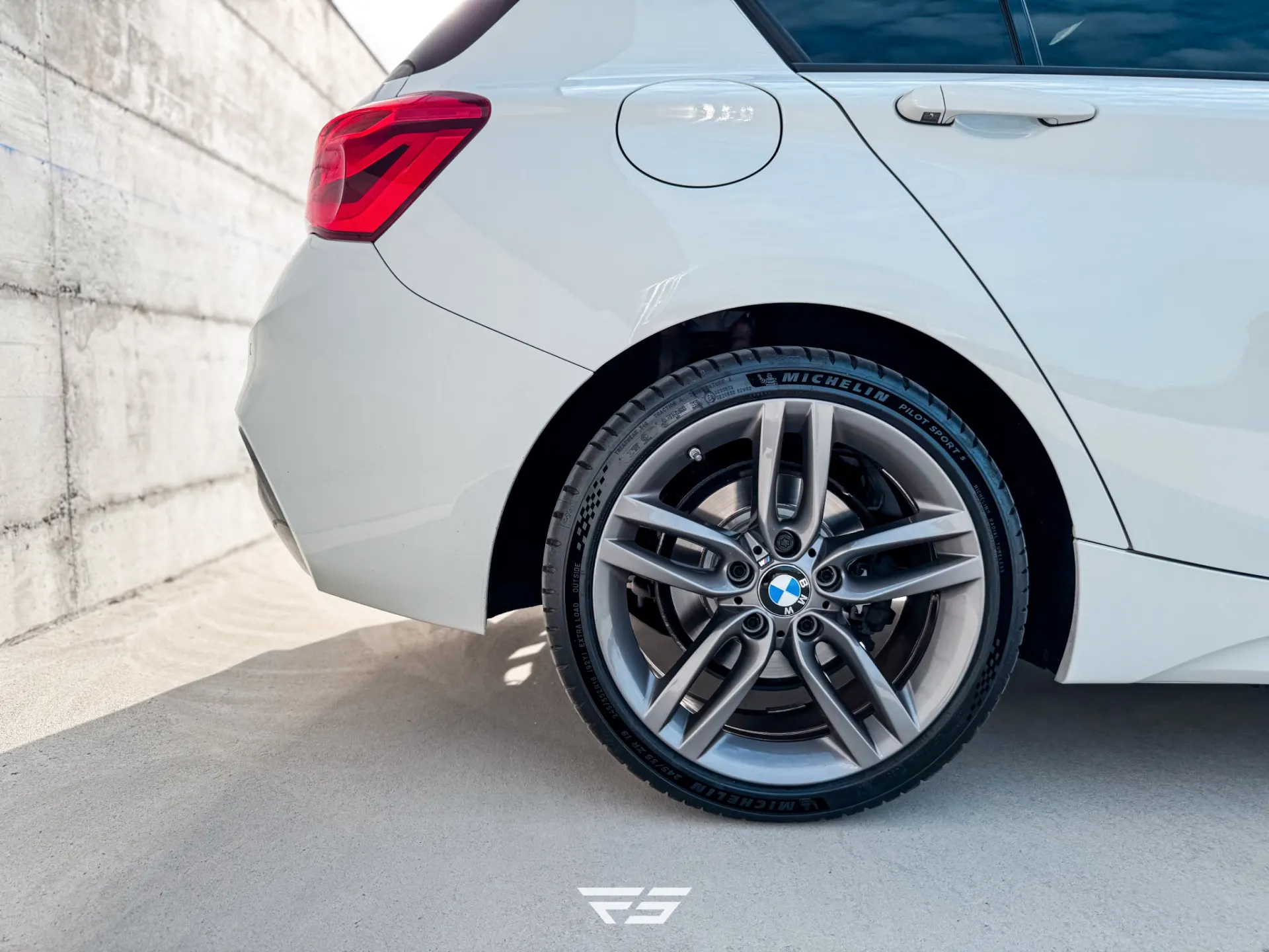 BMW 118 d Pack M Auto 7