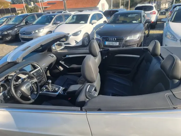 Audi A5 Cabrio 2.0 TDi S-line 11