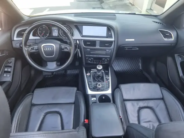Audi A5 Cabrio 2.0 TDi S-line 13