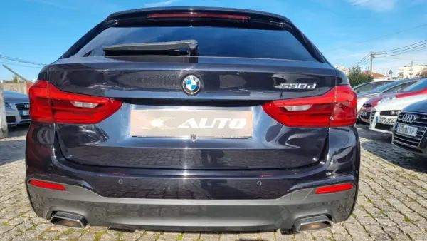 BMW 530 d Pack M Auto 6