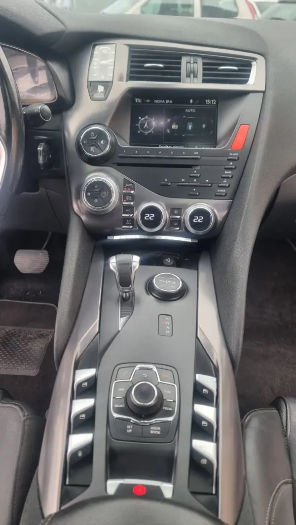 Citroën DS5 2.0 HDi Hybrid4 So Chic CMP6 15