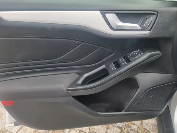 Ford Focus SW 1.5 TDCi EcoBlue Active 23