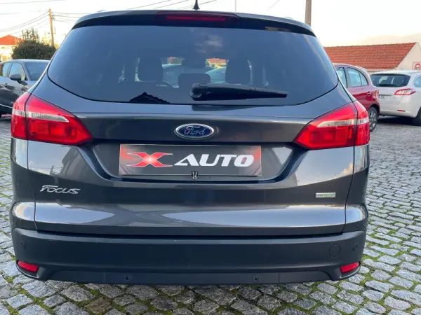Ford Focus SW 1.0 SCTi Titanium 6