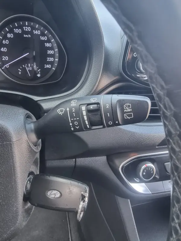 Hyundai i30 SW 1.6 CRDI Launch Edition 25