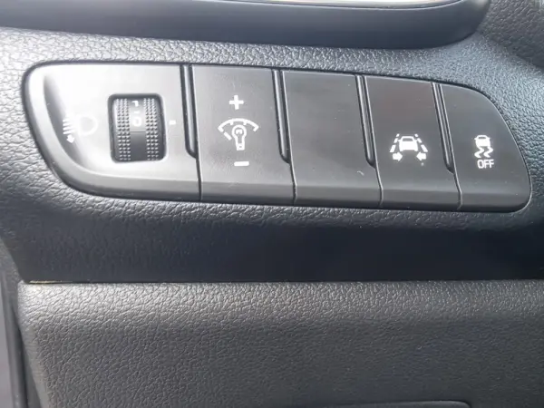 Hyundai i30 SW 1.6 CRDI Launch Edition 27