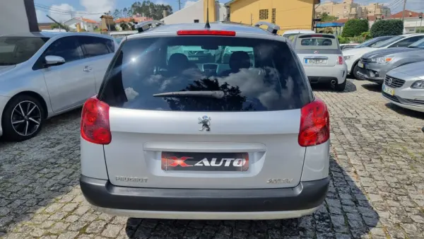 Peugeot 207 SW 1.6 HDi Sportium 6