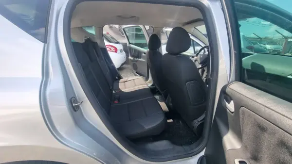 Peugeot 207 SW 1.6 HDi Sportium 14