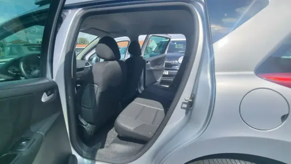 Peugeot 207 SW 1.6 HDi Sportium 16