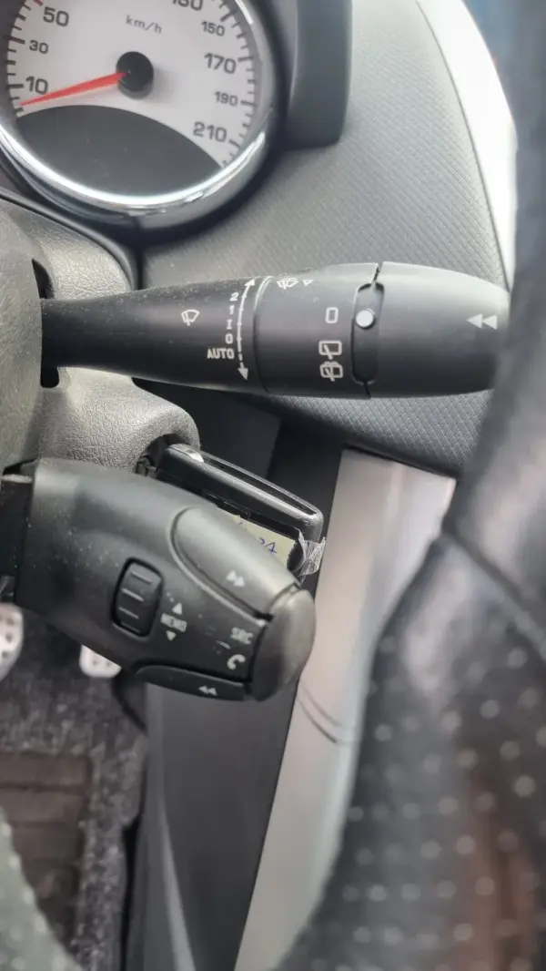 Peugeot 207 SW 1.6 HDi Sportium 19