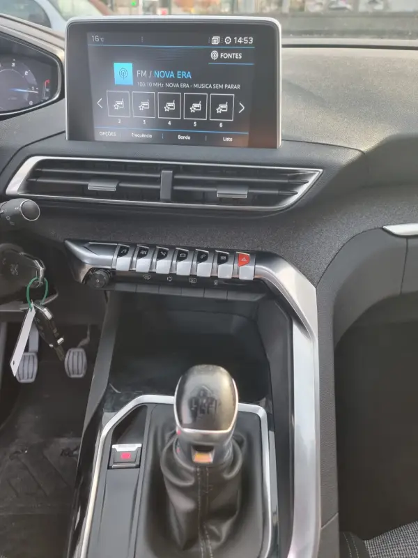 Peugeot 5008 1.5 BlueHDi Allure 15