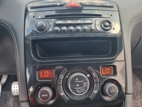 Peugeot RCZ 1.6 THP 19