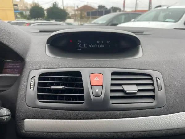 Renault Mégane Sport Tourer 1.5 dCi Dynamique CO2 Champion 19