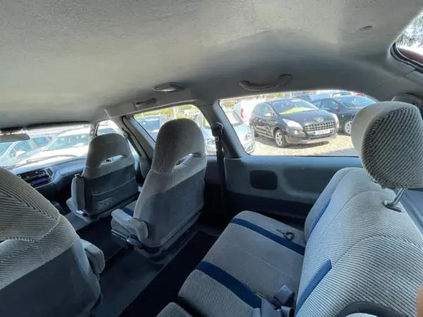 Toyota Previa 2.4 i + GPL Limeted Edition 17